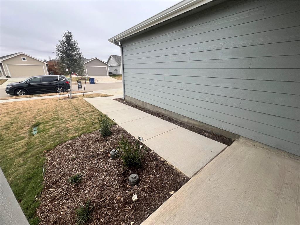 PRESERVE AT HONEY CREEK PHASE - Residential Lease