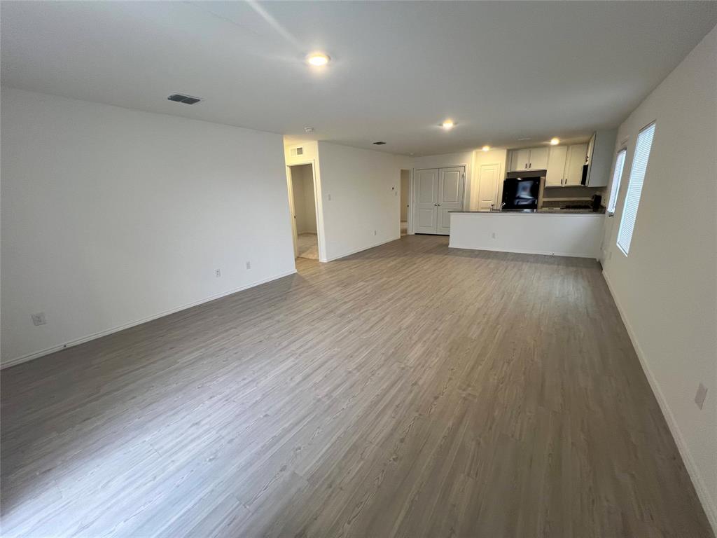 PRESERVE AT HONEY CREEK PHASE - Residential Lease