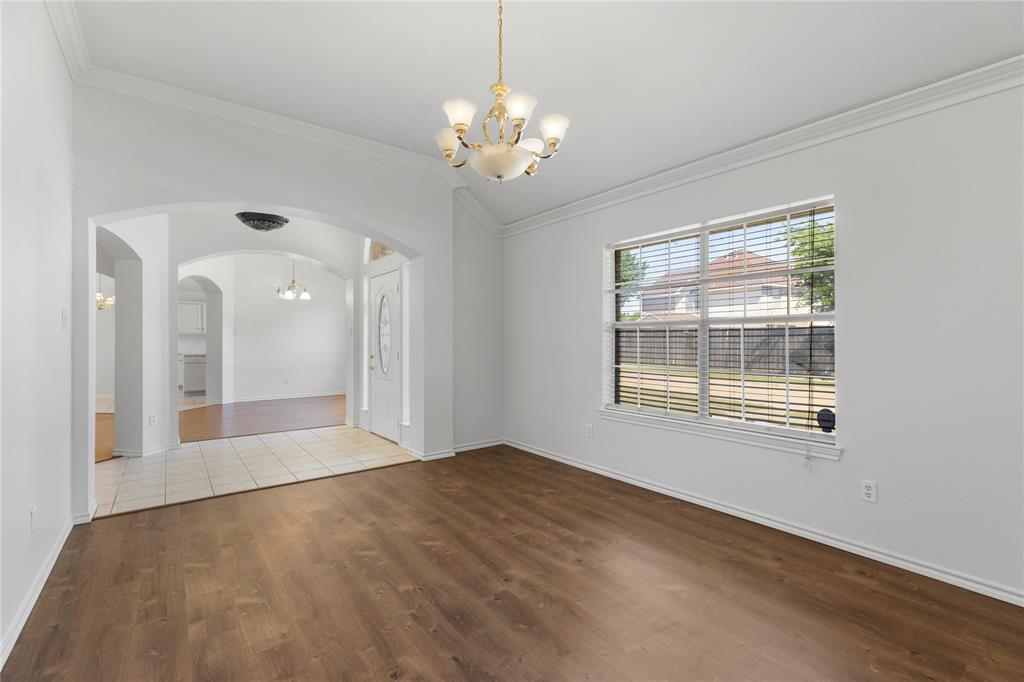 10609 Pineview Lane
