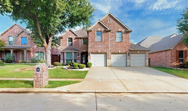 4400 DELAINA DR, FLOWER MOUND, TX 75022 - Image b6ec117fa0b7822df9f7ba6acb7be8ee/2640105229