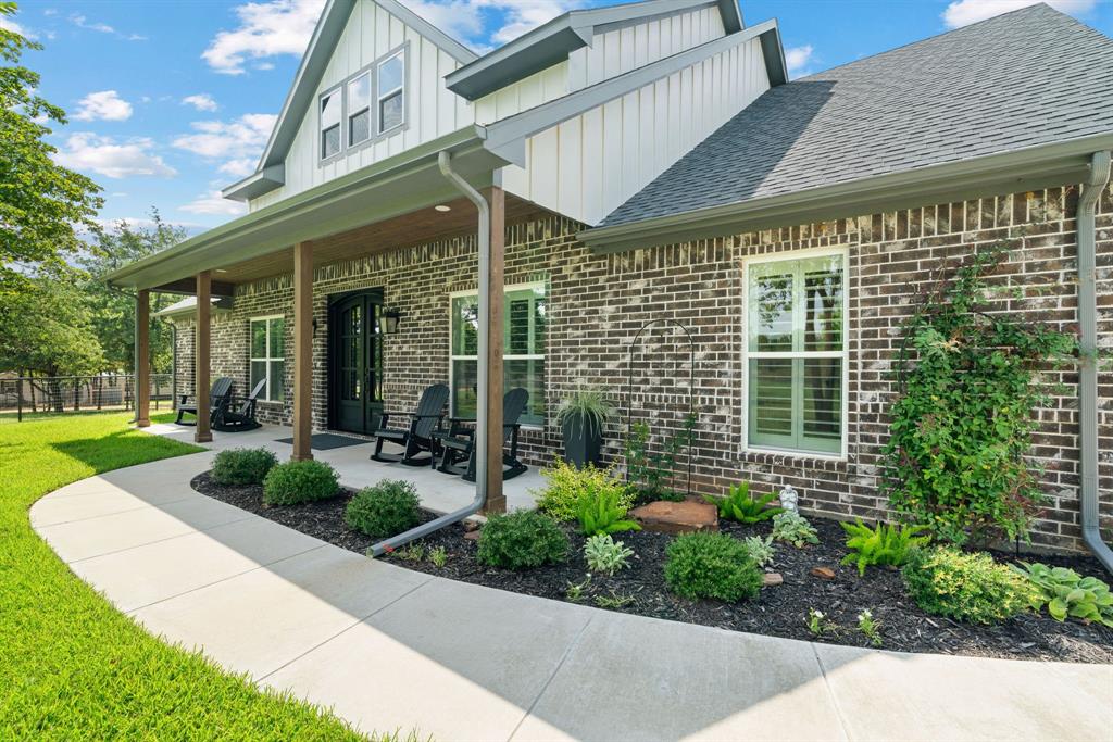 100 Private Road 14431