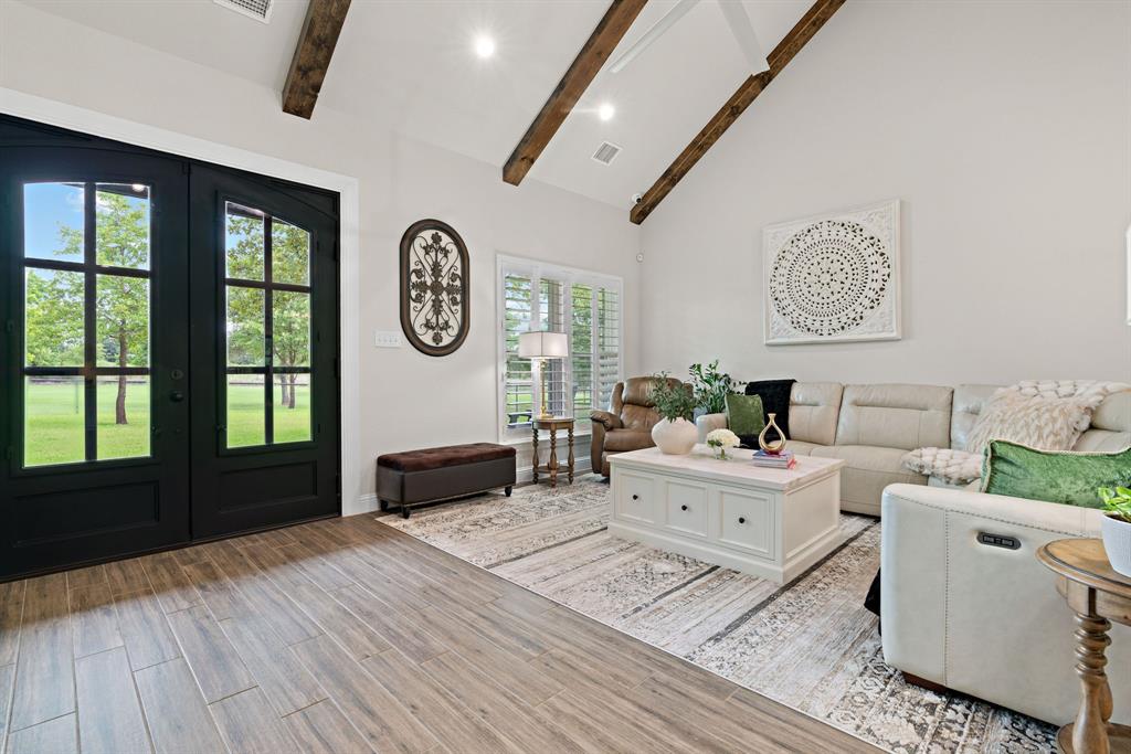100 Private Road 14431