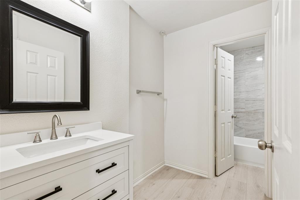 Hulen Bend Estates Add - Residential