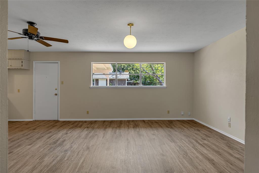 Bell Manor - Residential