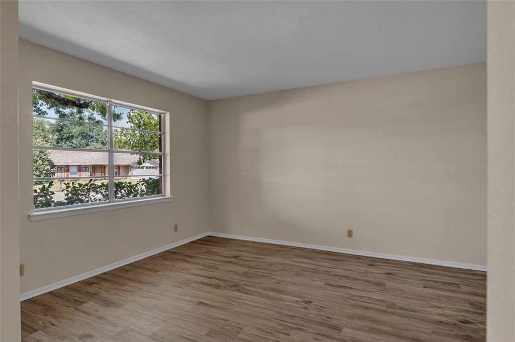 Bell Manor - Residential