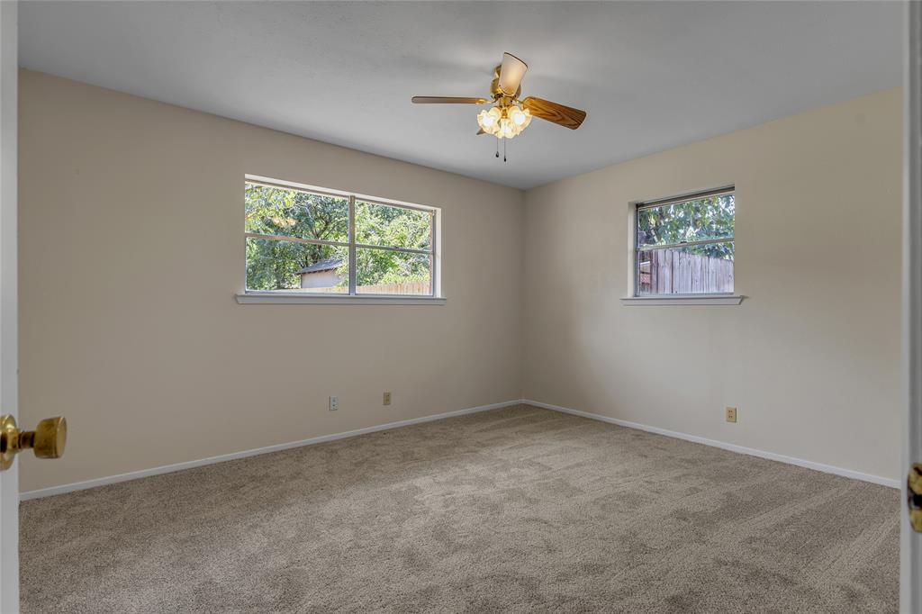 Bell Manor - Residential