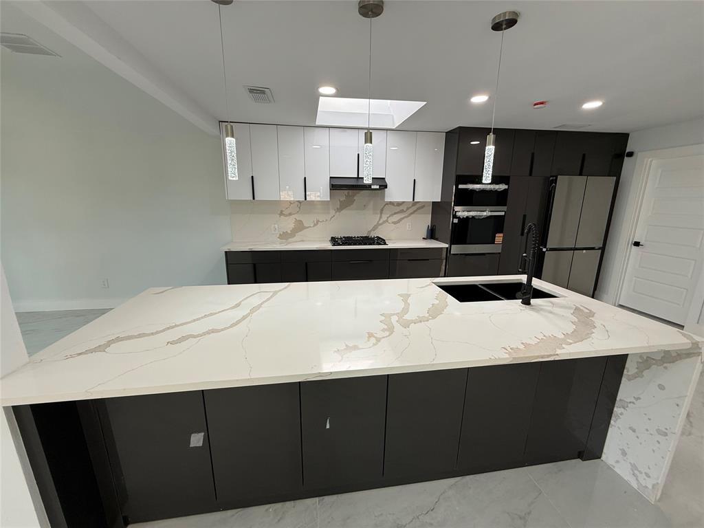 2025 San Miguel Drive
