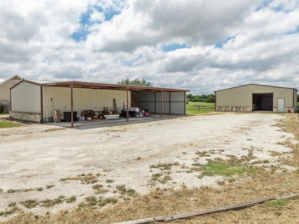 560 Meadow Lane