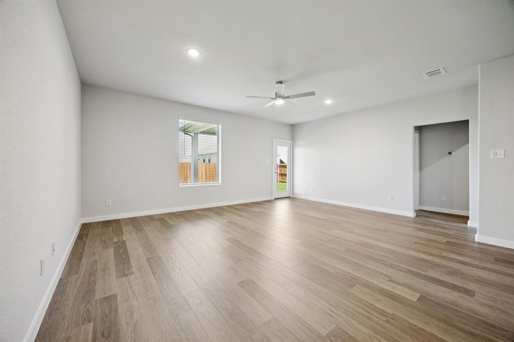 Lakehaven - Residential