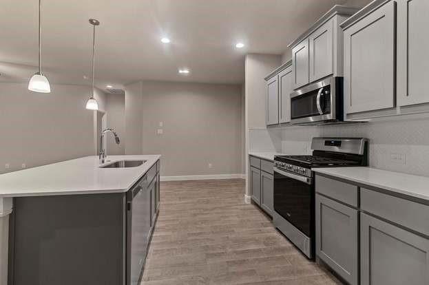 15713 Euston Terrace