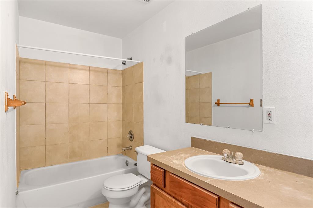 Las Brisas Sub - Residential Income