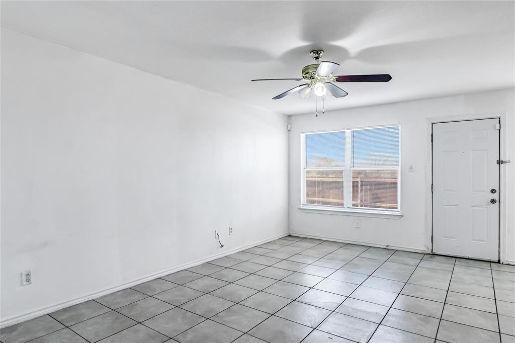 Las Brisas Sub - Residential Income