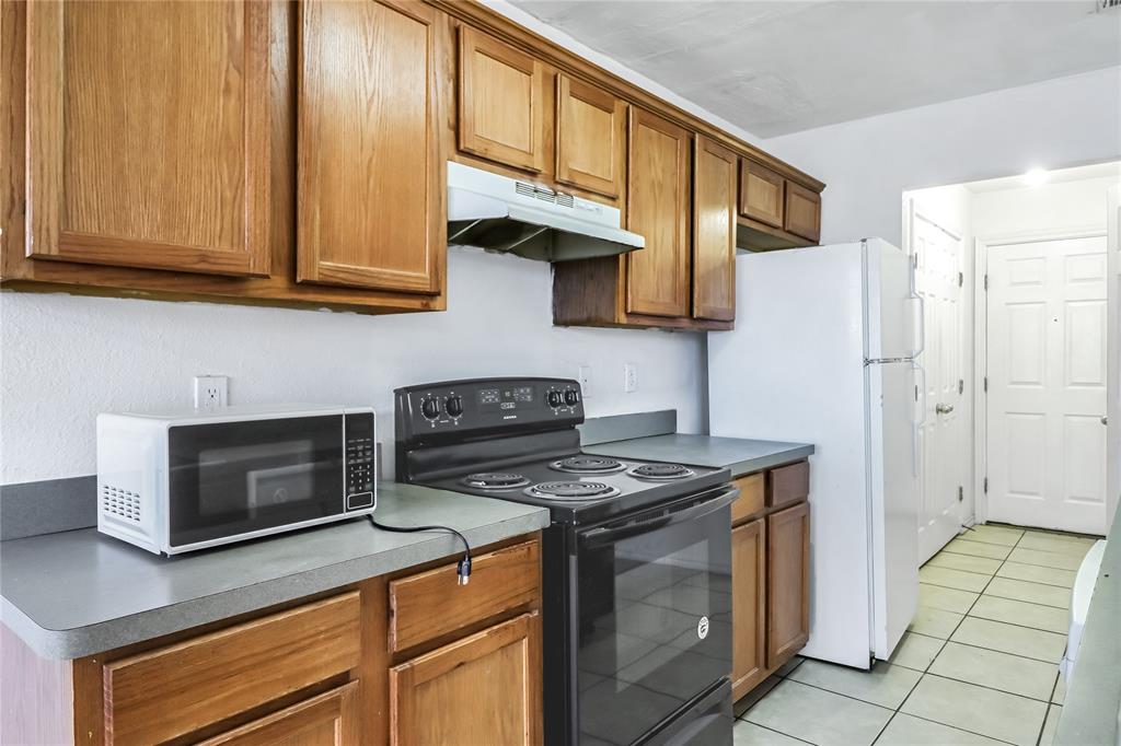 Las Brisas Sub - Residential Income