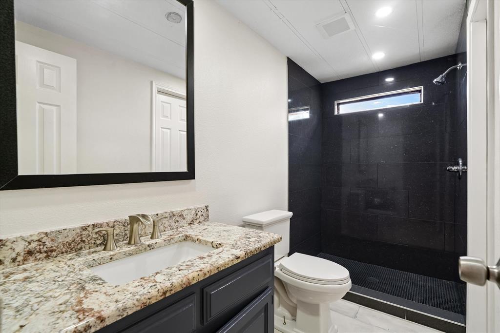 J PING SUR - Residential