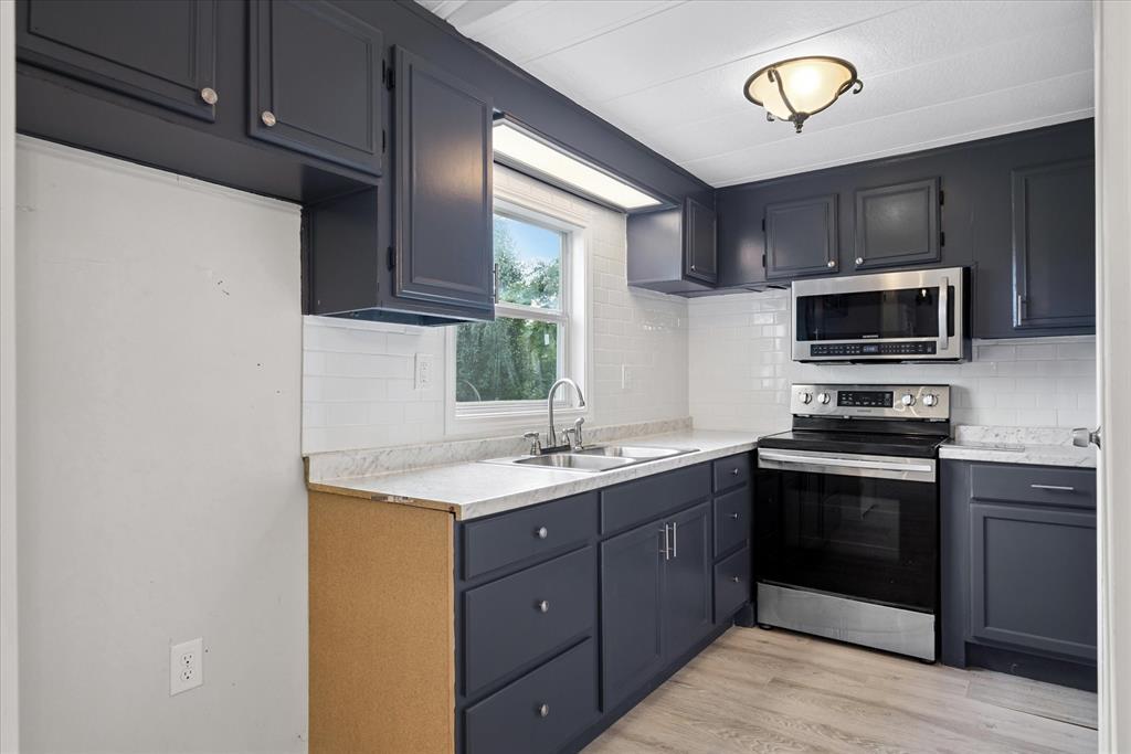 J PING SUR - Residential