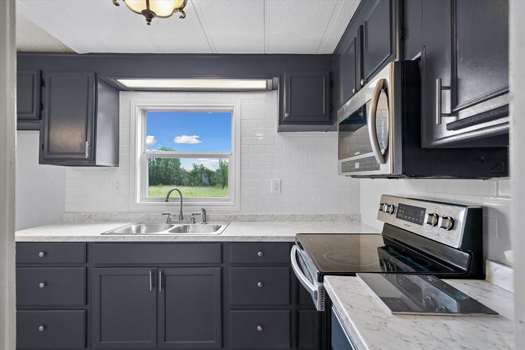 J PING SUR - Residential