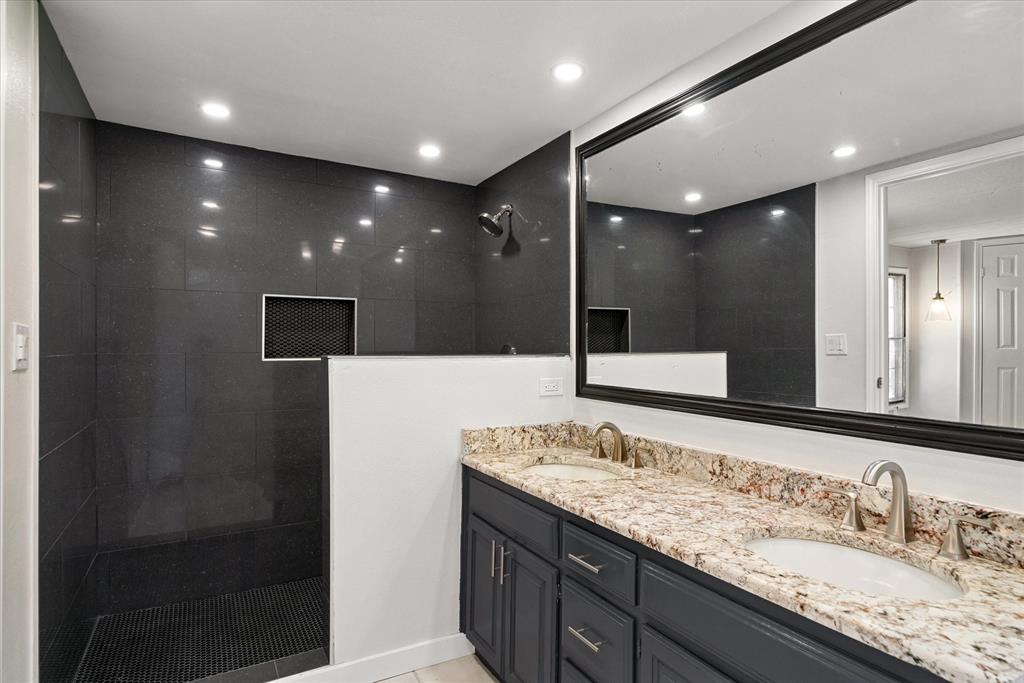 J PING SUR - Residential