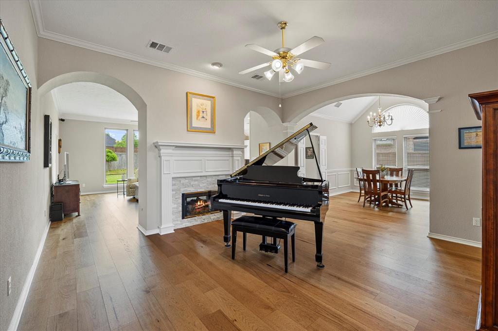 3134 Oak Drive