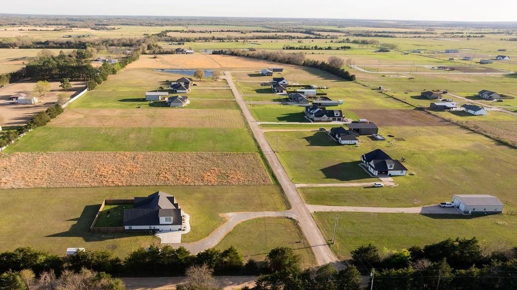 Photo of TBD PR 33082, Sumner, TX 75486 (MLS # 21214412)