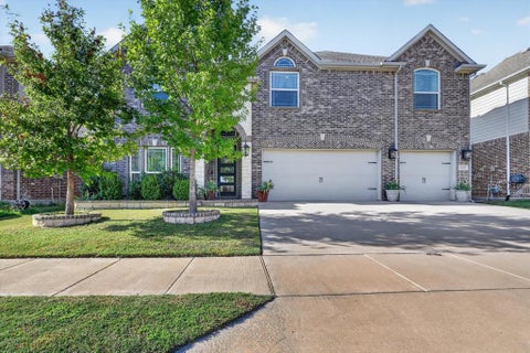 Photo of 5217 Bow Lake Trail, Fort Worth, TX 76179 (MLS # 21392616)