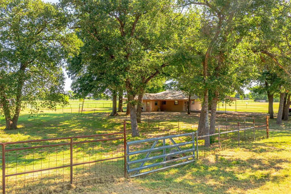 Fm Highway #1567 - Residential