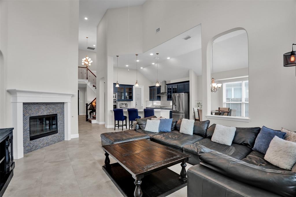 2721 Annamarie Drive