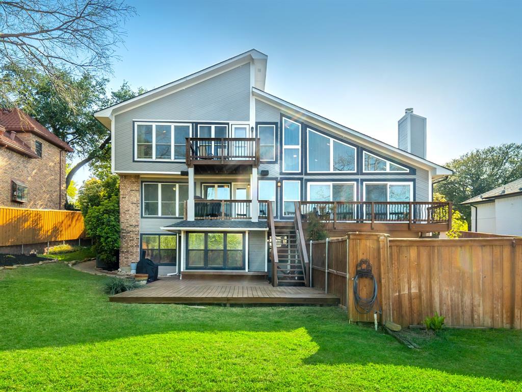 4054 N Country Club