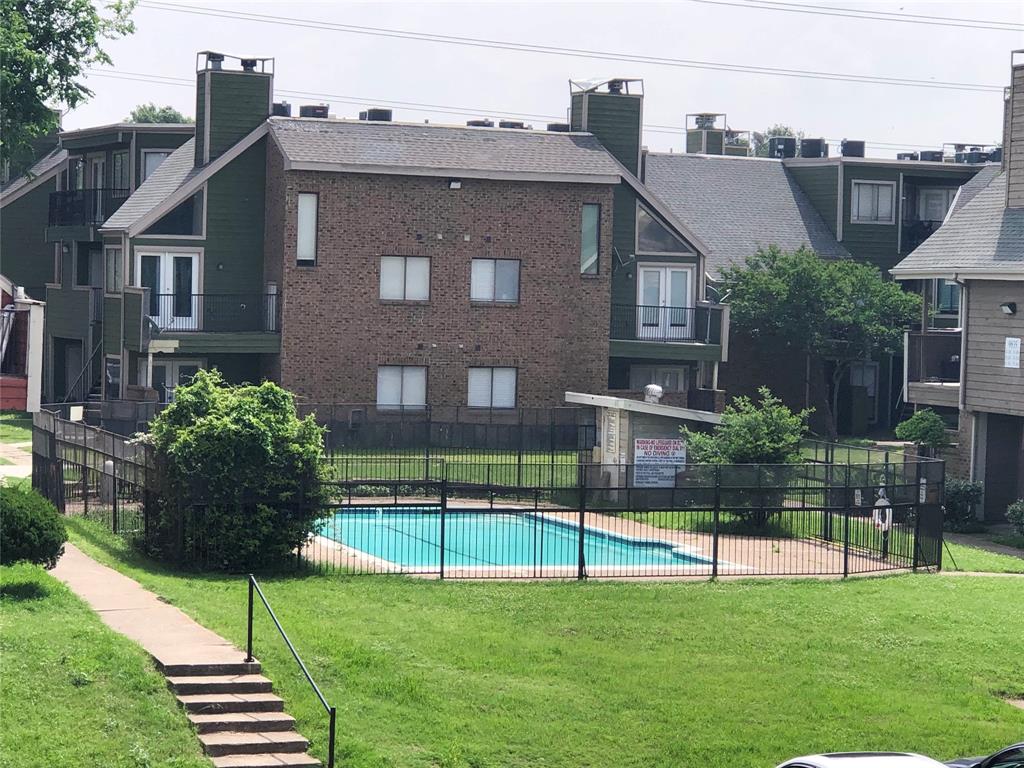 Richland Trace Condos - Residential
