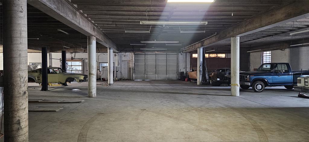 Walnut Grove - Commercial Sale