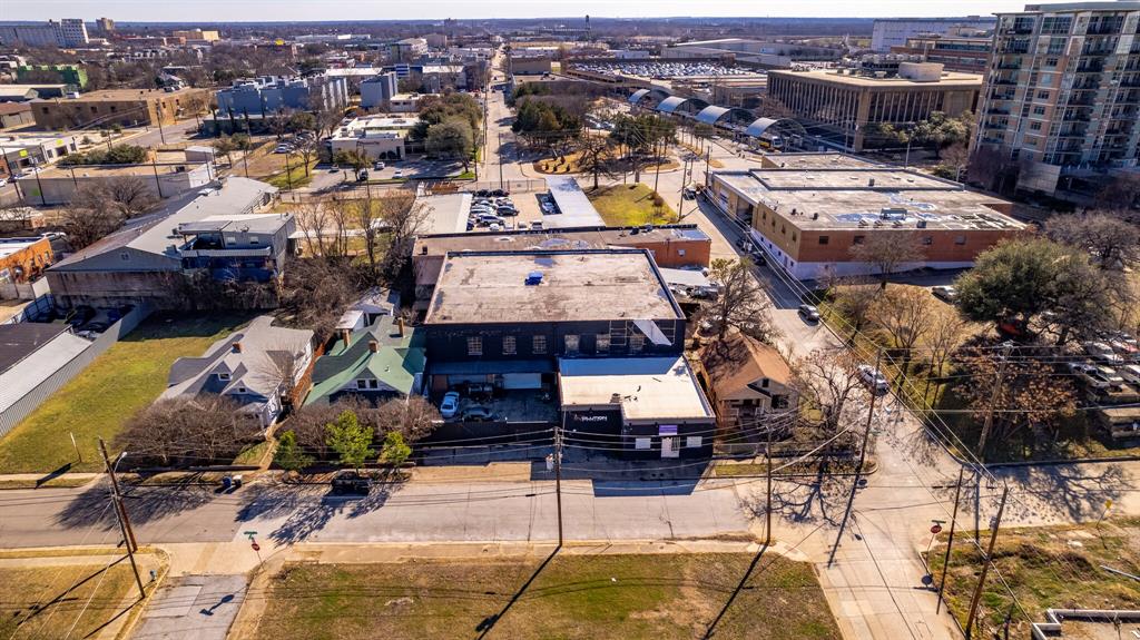 Walnut Grove - Commercial Sale