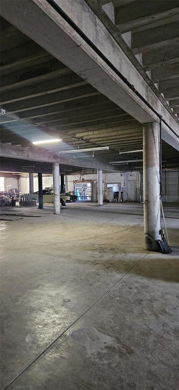 Walnut Grove - Commercial Sale