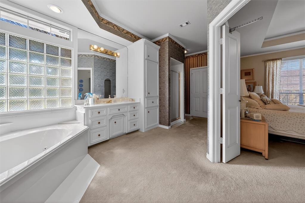 CEDAR BEND ESTS - Residential