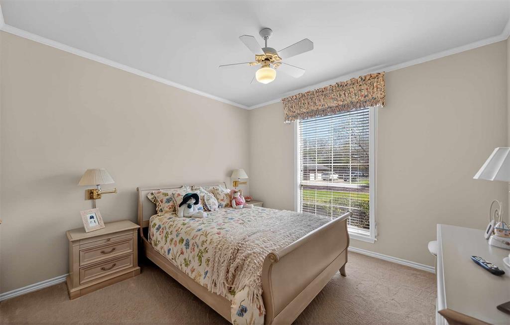 CEDAR BEND ESTS - Residential