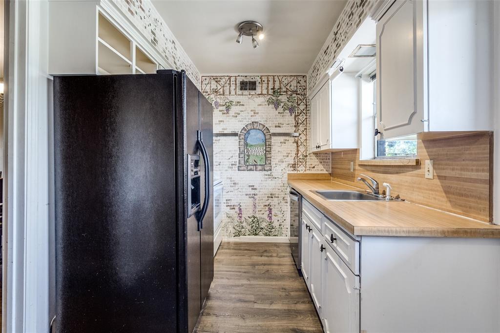 Park Royal Condos - Residential