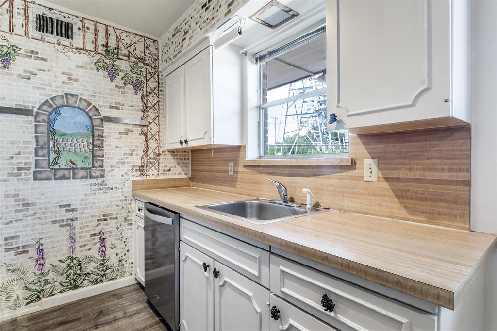 Park Royal Condos - Residential