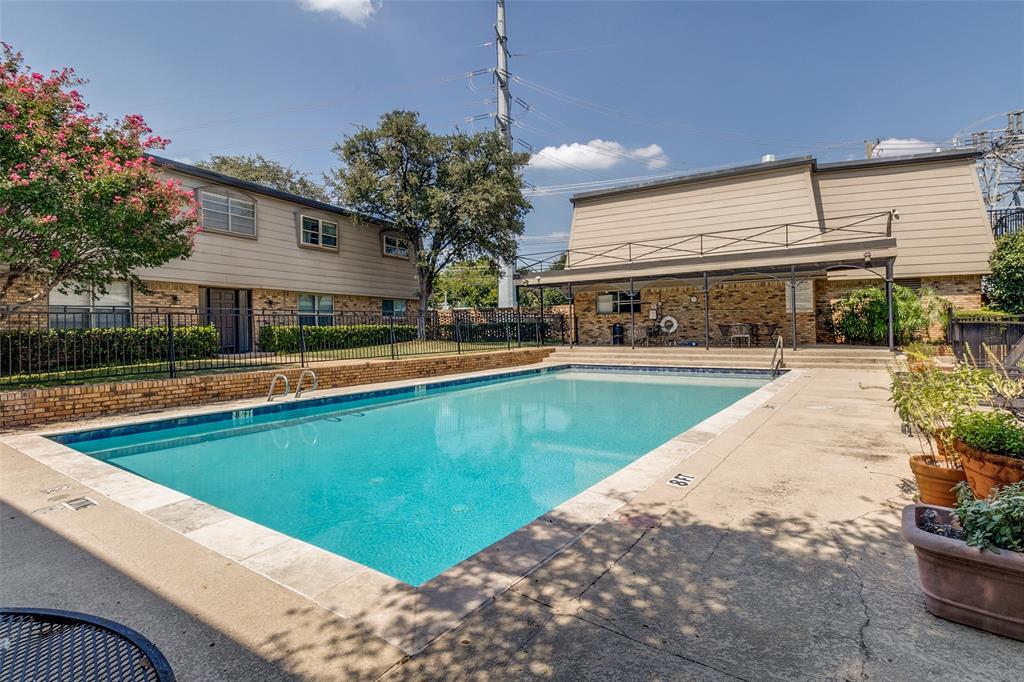 Park Royal Condos - Residential