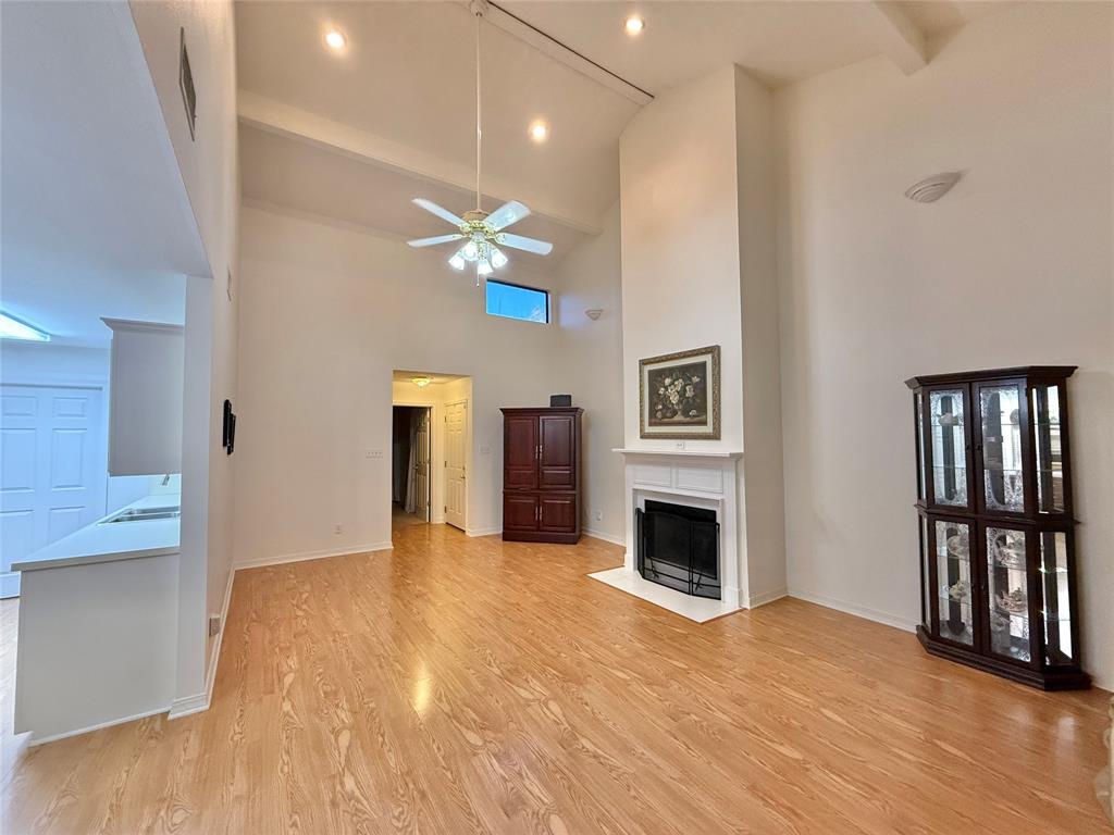 131 Fountain View