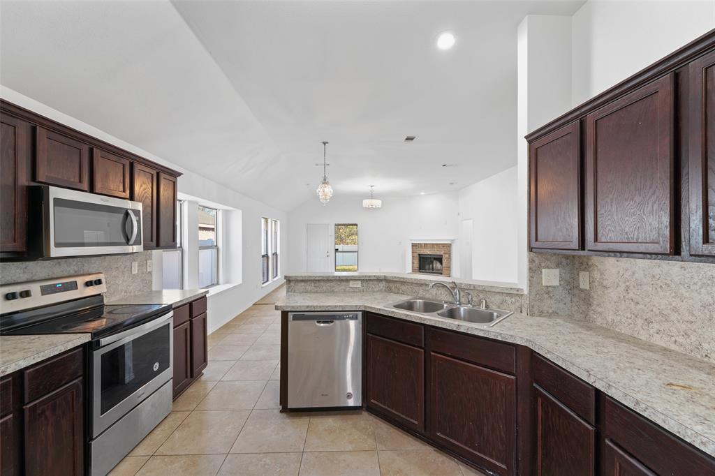 Light Pointe Place - Residential