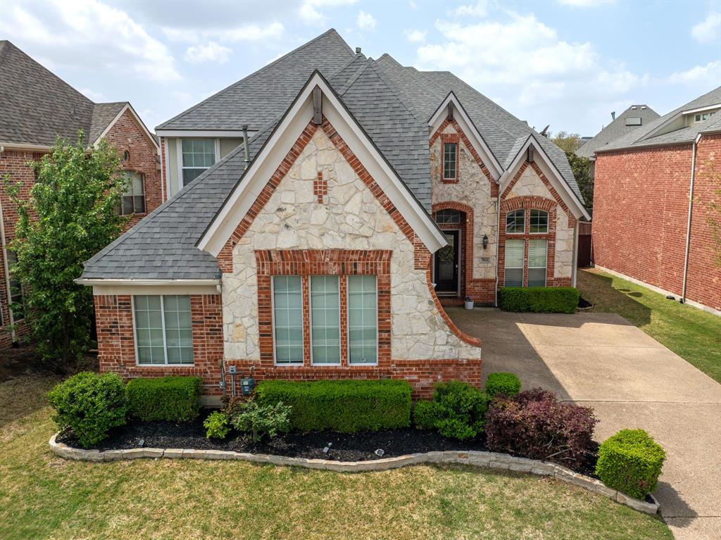 7021 Autumnwood Trail