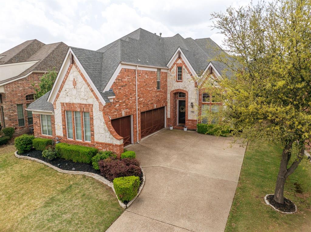 7021 Autumnwood Trail