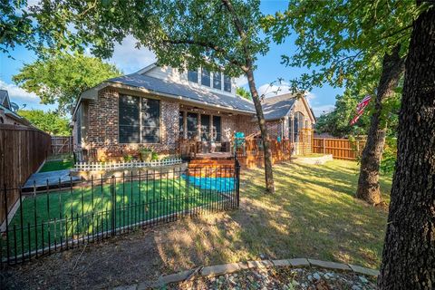 A home in Hickory Creek