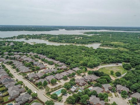 A home in Hickory Creek