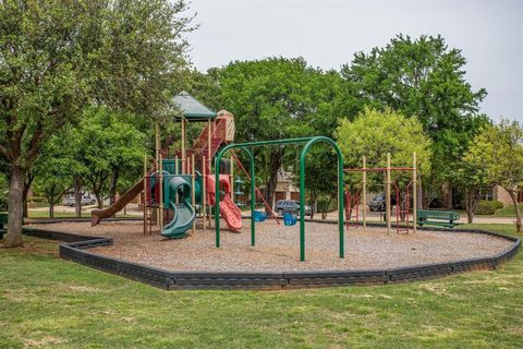 A home in Hickory Creek