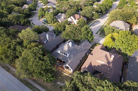 A home in Hickory Creek