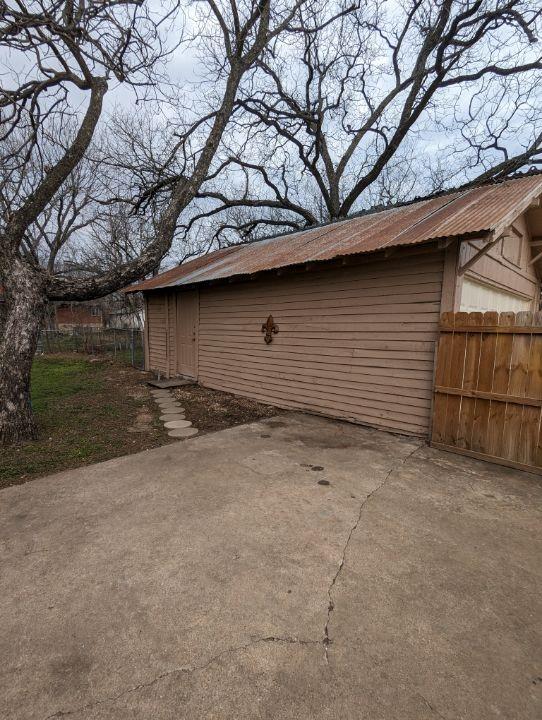 Walnut Springs, Texas 76690, United States, 3 Bedrooms Bedrooms, ,1 BathroomBathrooms,Residential,Active,85777