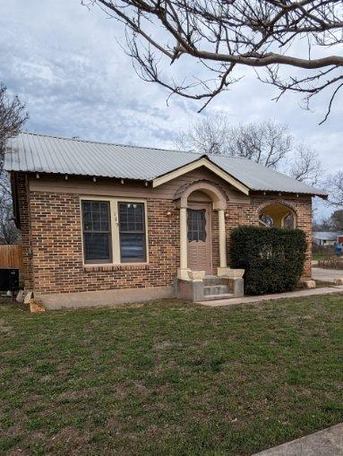 Walnut Springs, Texas 76690, United States, 3 Bedrooms Bedrooms, ,1 BathroomBathrooms,Residential,Active,85777