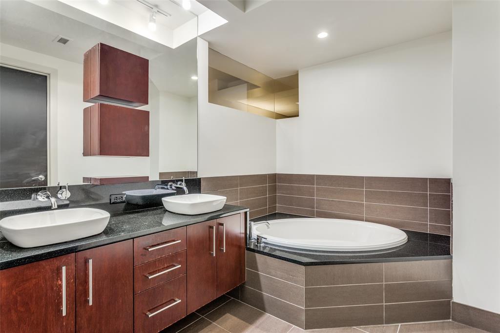 One Montgomery Plaza Residence Condo - Residential