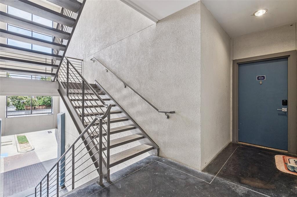 4414 Cedar Springs Road 206