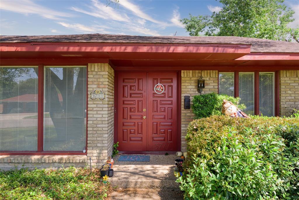 3709 and 3711 Weeburn Drive