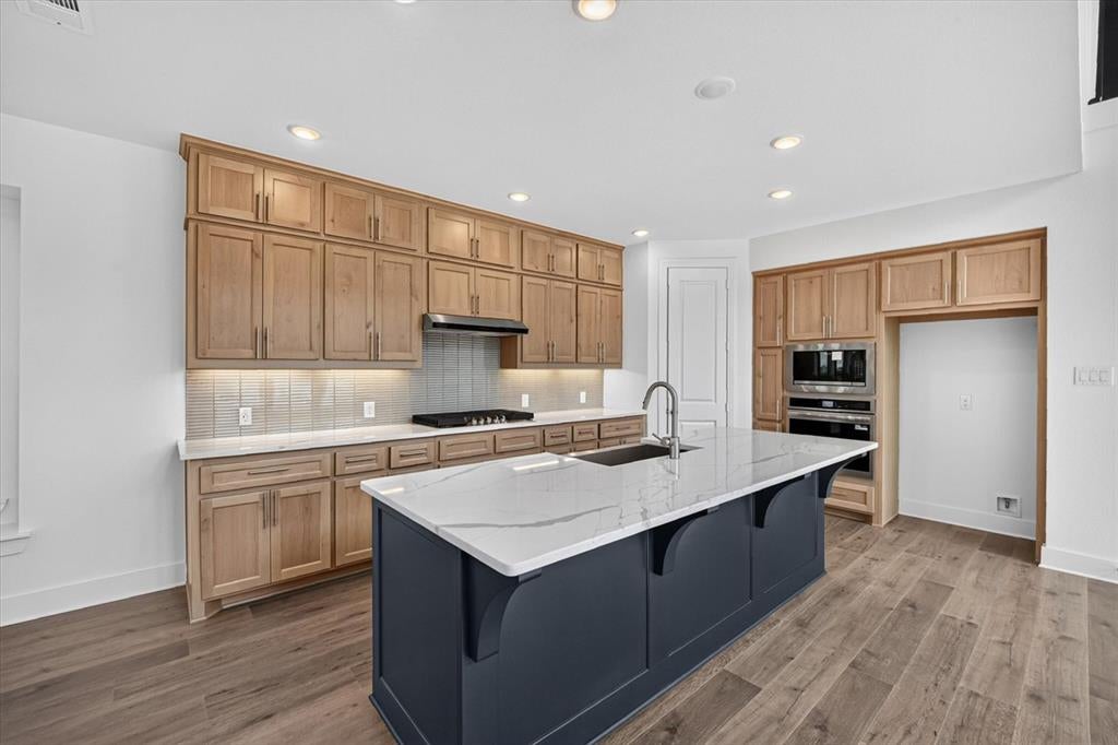 2813 Kenilworth Way